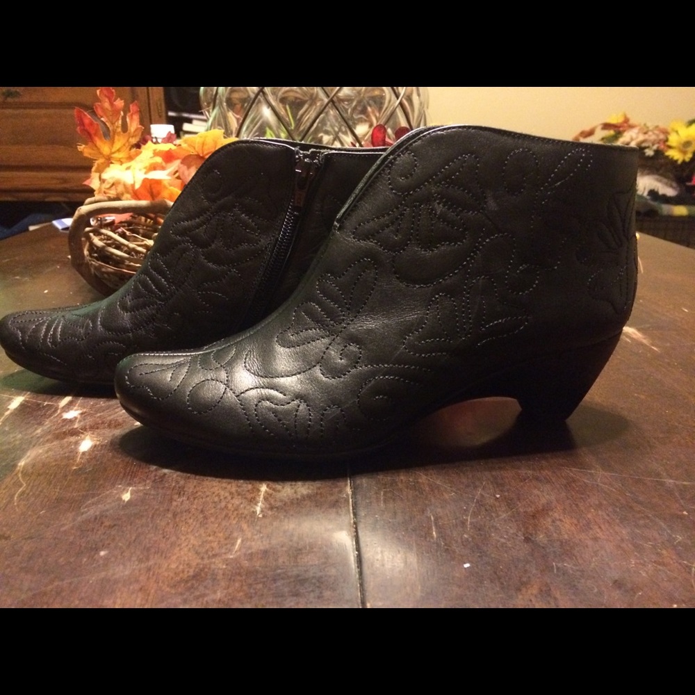 Pikolinos Ankle Booties